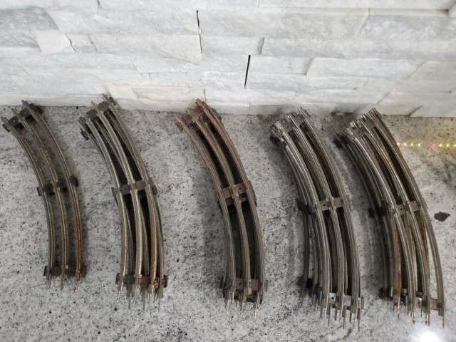 22 Pcs Lionel O27 Gauge Curved 3-Rail 10 in Track