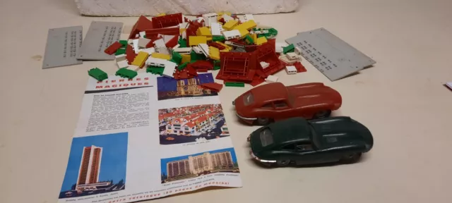 PIERRES MAGIQUES jeu de contruction annee 1961  usine a idees +  2 voitures
