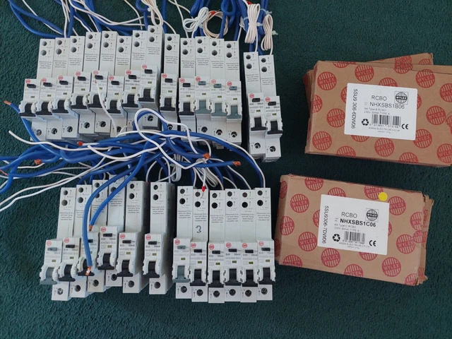 Acquista ABB 2CDS251001R1165 Sonstiges Leiterplattenzubehör Interruttore Magnetotermico 1 Polo 16 A Da - Foto 5