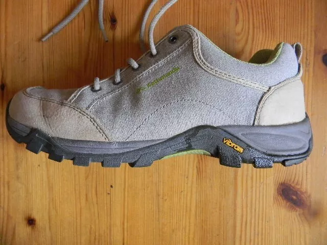 Kathmandu Hiking Shoes Ladies Size Us 8 Excellent Condition