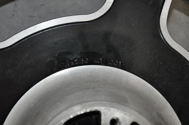 Cerchio ruota anteriore Piaggio originale nuovo gilera runner 50 125 Cerchio ruota anteriore Piaggio originale nuovo gilera runner 50 125