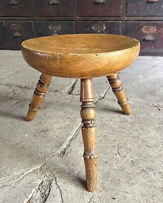 Antique welsh dairy stool milking stool c. 1840 2