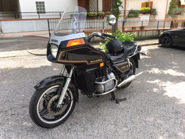motocicletta usata Valore storico, Honda Goold Wing GL 1100 motocicletta usata Valore storico, Honda Goold Wing GL 1100