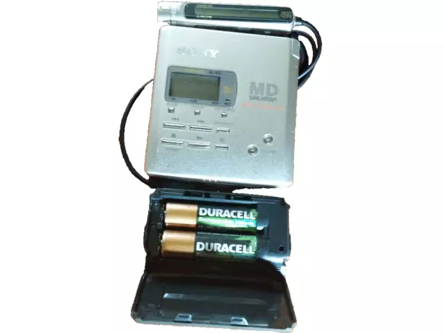 Walkman MD Sony MZ-R55 + BLOC 2 batteries 1.5 volts( bloc EBP-MZR55 pièces RARE) 2