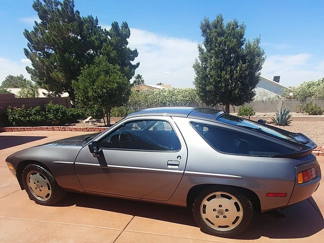 1985 Porsche 928 S