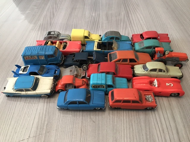 Lot De 3 Voitures Miniatures Jaguar 1/43 - MINIALUXE - Occasion - Collection
