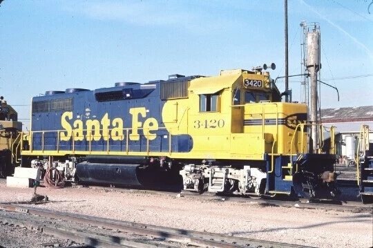 Atsf 3420 Gp-39-2 Phoenix Az (Santa Fe) Original Slide 04-19-88 T19-6