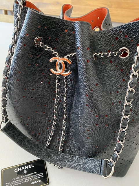 Original Chanel Perforated Drawstring Tasche Hobo Caviar Leder Handtasche Neu