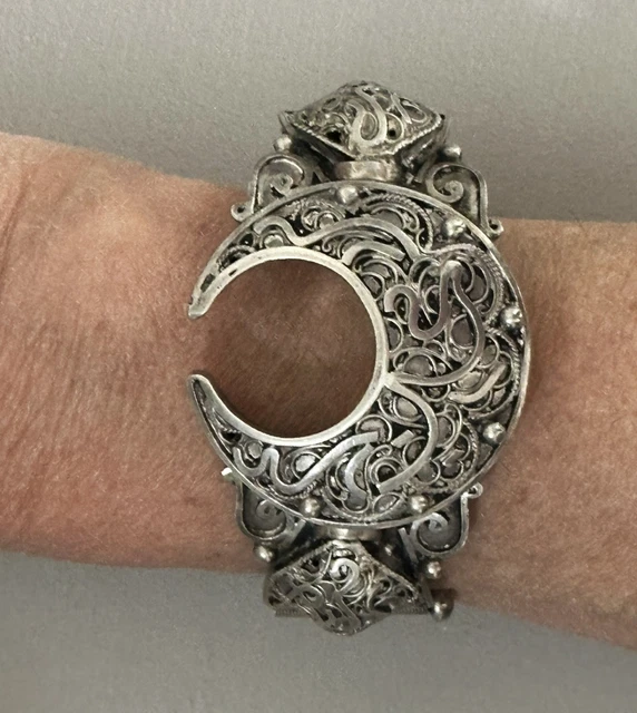 Bracelet Berbère En Argent Massif Avec émaux Bleu, Vert, Jaune - 27 Grammes - Occasion