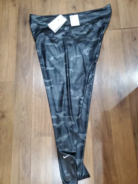 NWT Nike Women's One Black Camouflage Dri Fit Midrise Leggings Size 2X