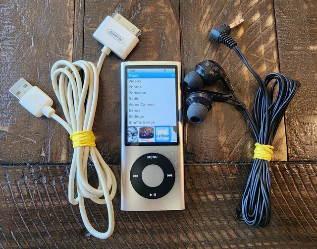 Apple iPod Nano A1320 8GB 5th Generation Silver Tested & Working Bundle Apple iPod Nano A1320 8GB 5th Generation Silver Tested & Working Bundle