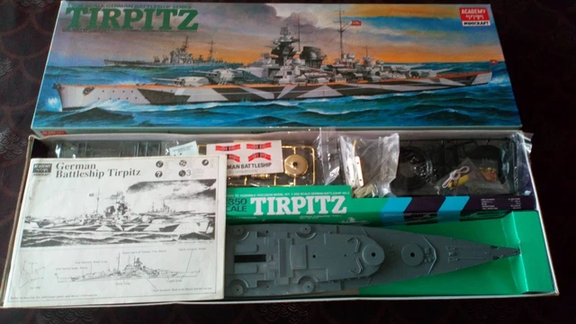 ACADEMY 1:350 TIRPITZ Motorized Series #1414 ©1987 Minicraft Models. N.I.B