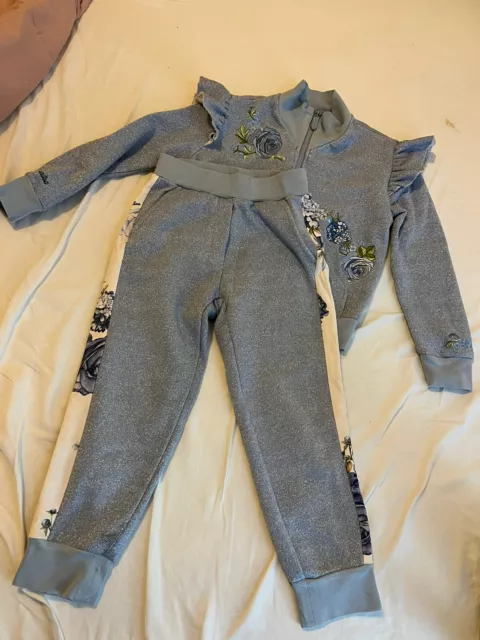 Monnalisa girls tracksuit, Age 4, Great Condition.