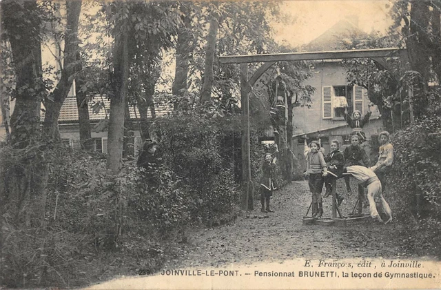 Cpa 94 Joinville Le Pont Pensionnat Brunetti Lecon Gymnastique