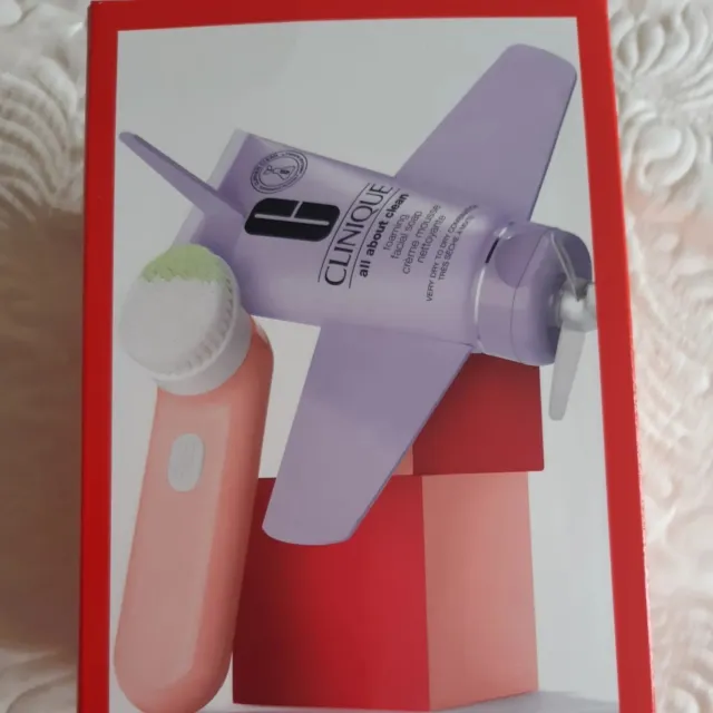 Clinique Sonic System Purifying Cleansing Brush Kit - New in Box