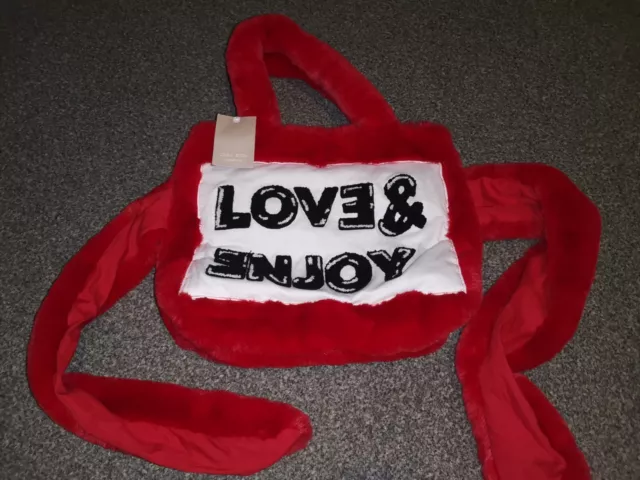Borsa soffice rossa Zara nuova con etichette. Amore e divertimento.