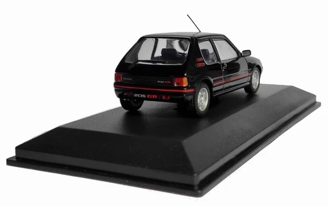 PEUGEOT 205 GTI 1.9 de 1988 Bleu Métallisée Voiture de Collection 1/43