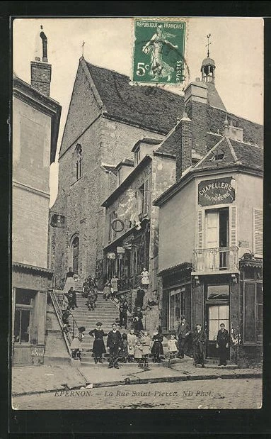 CPA Épernon, La Rue Saint-Pierre, Partie avec l'Église 1912