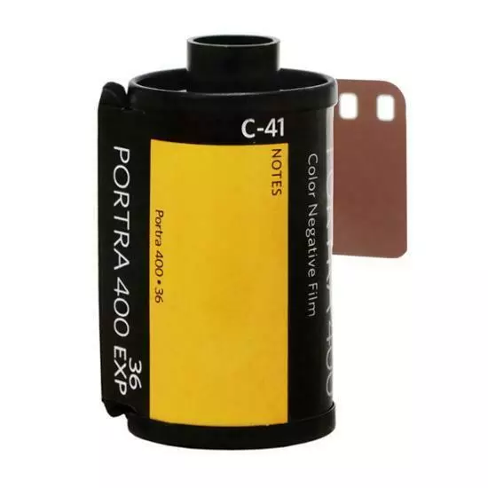 KODAK  PORTRA 400new  135/36 Kleinbildfilm   1 Film  MHD/expiry date 03/2025