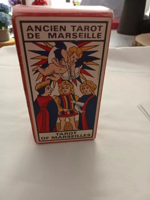 Ancien Tarot de Marseille 78 Cartes et un livret . Grimaud