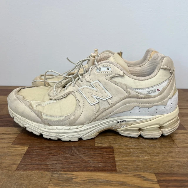 NEW BALANCE UNISEX 2002R NB Protection Pack Sandstone Platform Chunky ...