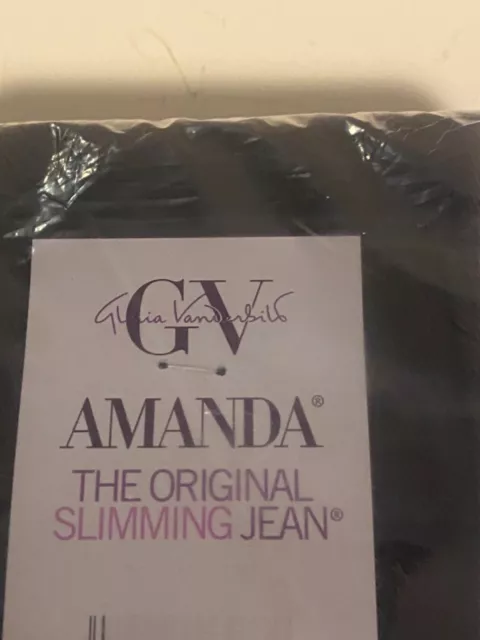 Gloria Vanderbilt Women's Amanda High-Rise Skimmer Capri Jeans