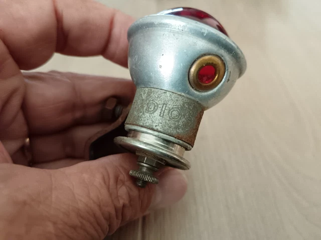 Feux arrière LED pour vélo – Chrome Old School Vintage Classic Tour W/Batterie Feux arrière LED pour vélo – Chrome Old School Vintage Classic Tour W/Batterie