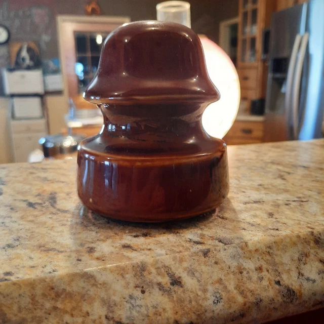 Vintage LOCKE – 15 Saddle Top Brown Porcelain Power Line Insulator, Made in USA
