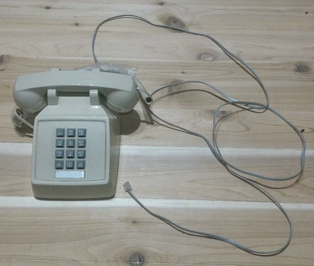 VINTAGE Button Phone ITT Cortelco Corinth MS T-371VC02 GREAT CONDITION NEW