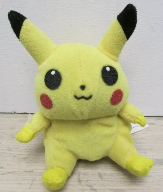 VINTAGE 1998 HASBRO Nintendo Pikachu Pokemon Bean Bag Plush Toy