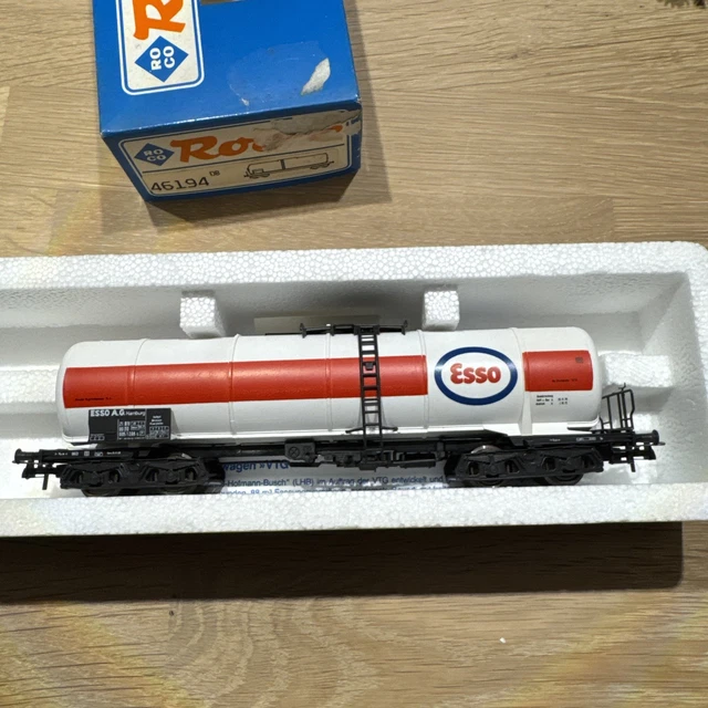 ROCO GÜTERWAGEN KESSELWAGEN Esso Roco 46194 OVP / H0 EUR 19,50 ...