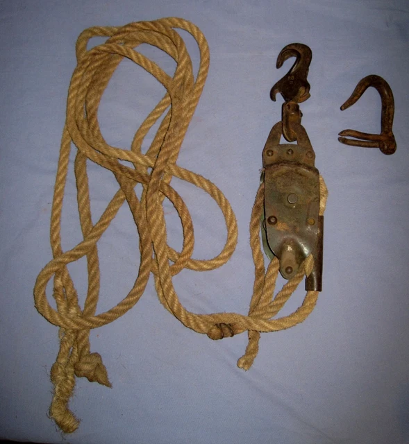VTG Cast Iron Double Barn pulley BLOCK & TACKLE W/Rope/Hook Industrial/Steampunk