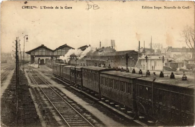 CPA AK CREIL - L'Entrée de la Gare (424266)
