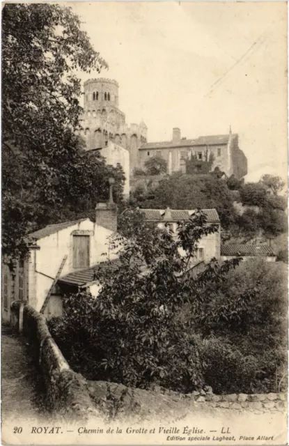 CPA Royat Chemin de la Grotte et Old Church FRANCE (1289596)