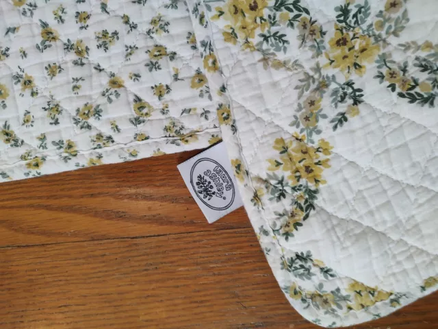 Vintage Laura Ashley Yellow Floral Quilt Reversible Diamond Pattern Full  80x88 2