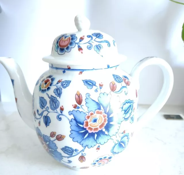 Vintage Estee Lauder Porcelain IMARI TEAPOT 1979