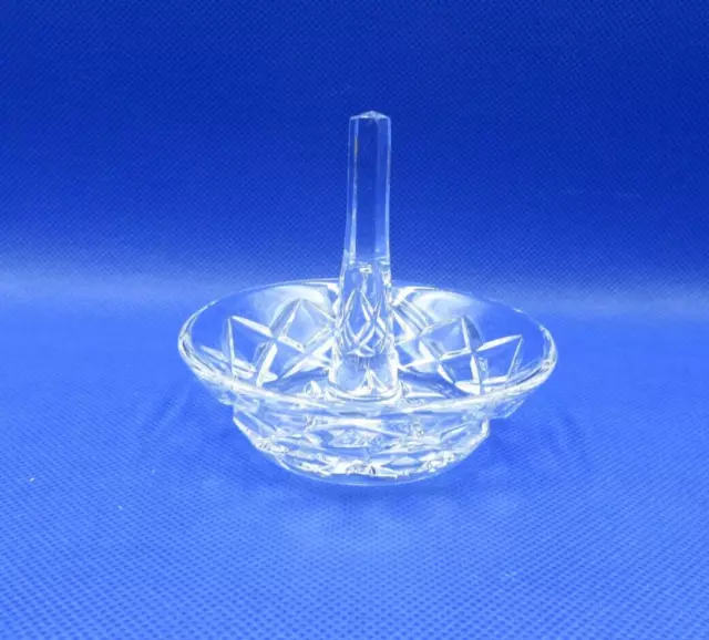 Vintage crystal ring holder deals