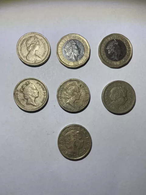 Lote de trabajos de monedas de una libra Fechas de mezcla de monedas raras...