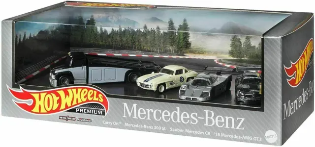 1:64 Hot Wheels Premium Set 2021 Mercedes - Benz Real Riders 4 Cars Diorama