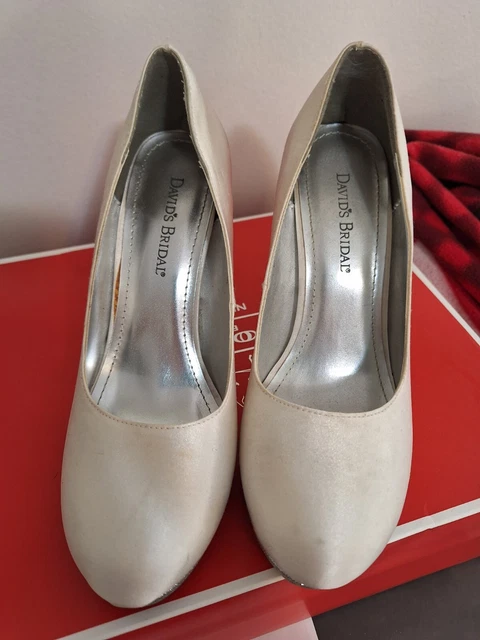 Davids Bridal Womens 7.5 High Heel Shoes Silver Sparkle
