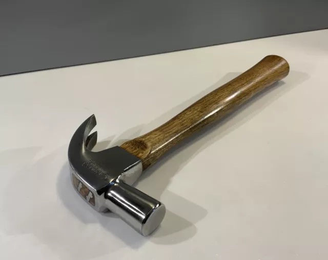VINTAGE STANLEY 20 oz CLAW HAMMER WITH HICKORY HANDLE No 41
