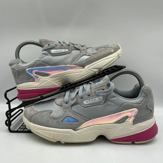 SCARPE DA GINNASTICA Adidas Falcon grigio chiaro pelle scamosciata