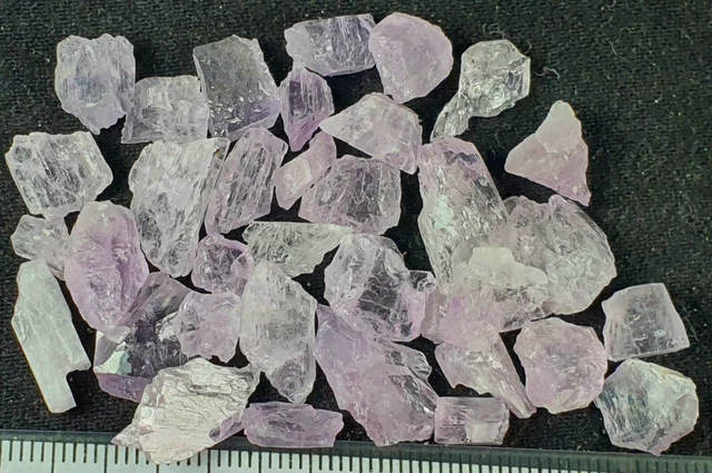 111 Ct Excellent  natural color Kunzite  Crystal Rough  Lot  From Afghanistan