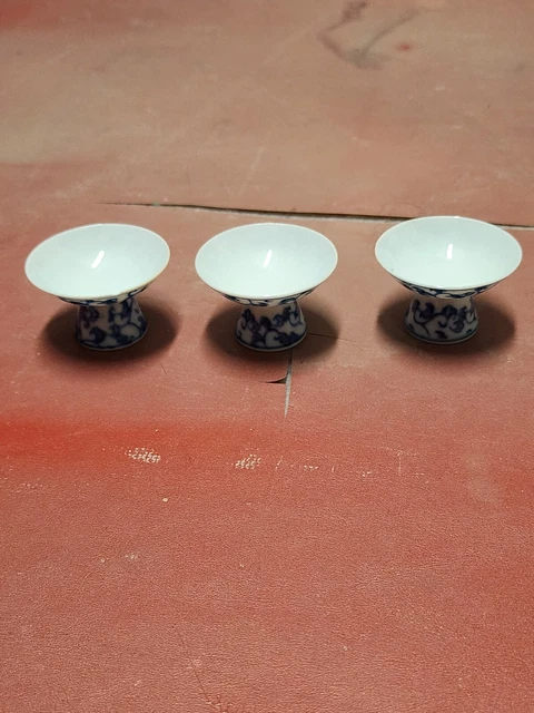 Antique Set Of 3 Japanese Hand Painted Blue And White Filigree Sake Cups