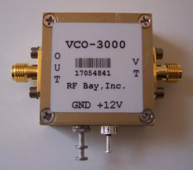 Oscillateur de contrôle de tension 2960-3030 MHz VCO-3000, SMA
