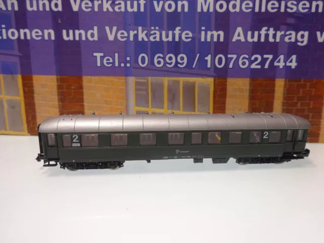Personenwaggon 2.Klasse ÖBB von Roco      Spur N    1/771