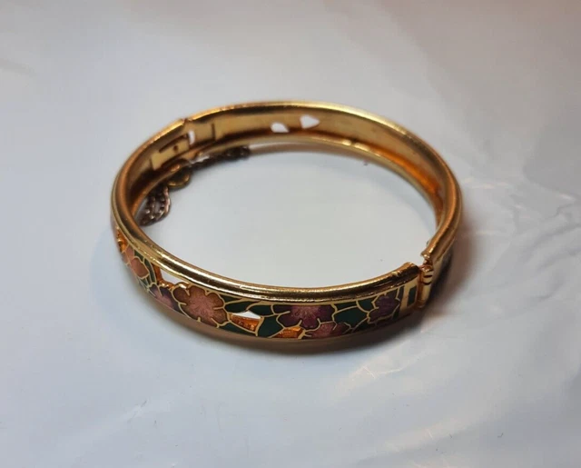 Vintage 1980s Enamel Hibiscus Flower Bracelet Costume Jewelry