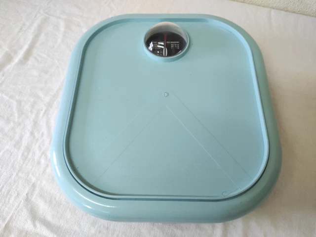 Pèse-personne vintage Soehnle – Années 70 – Moquette verte & repères techniques - Électroménager
