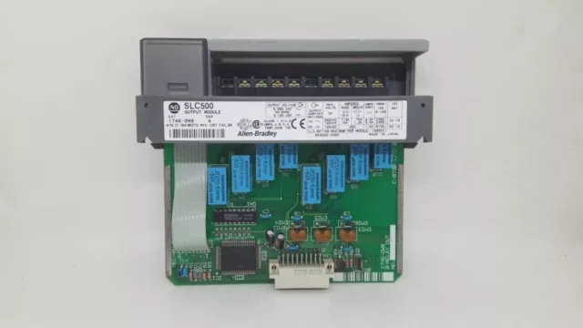 Módulo de salida Allen Bradley SLC500 1746-OW8 SER A