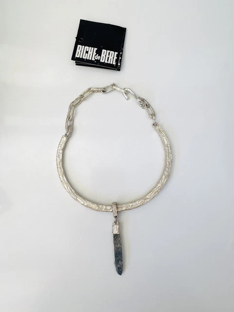 Collier Brutaliste Moderniste Vintage - Biche De Bère Années 80 - Torque En Métal Argenté